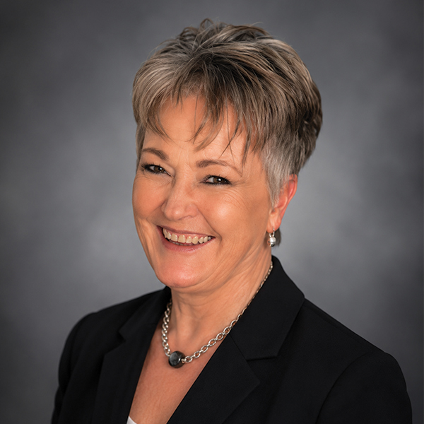Ms Rene Richter